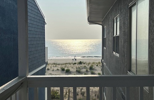 Rehoboth by the Sea Condo | Beachfront Condo with Ocean view