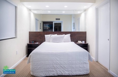 North Beach Hotel | Beachfront Getaway for the Whole Family! Outdoor Pool + Oceanfront Property