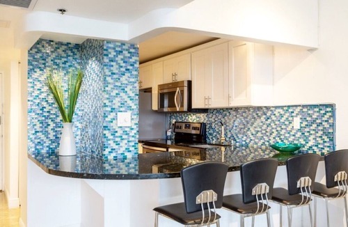 South Beach Apartment | Beachfront in Lincoln Road. Prestigious Condominium. South Beach. Miami Beach.