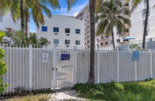 South of Fifth Condo | BeachFront On The Sand Unit #326 South of 5th, 335 Ocean Dr, Miami Beach