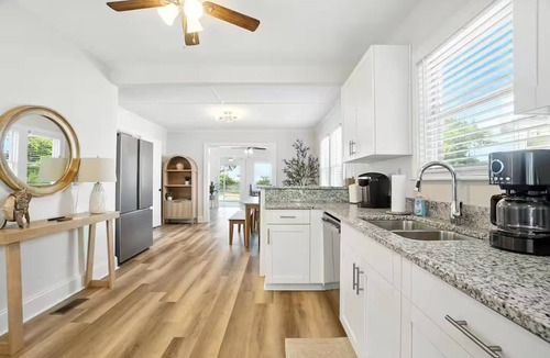 East Ocean View House | Beachfront! Panoramic Ocean Views! Huge Deck!