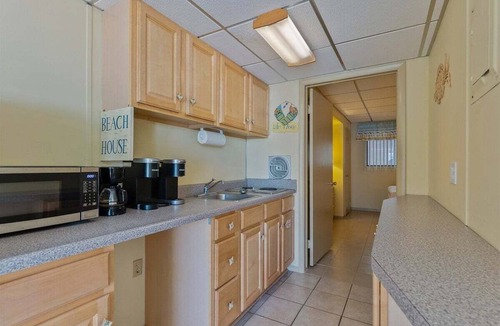 Wildwood Crest Condo | Beachside Condo w/, Ocean Views | Pool | BBQ Grill