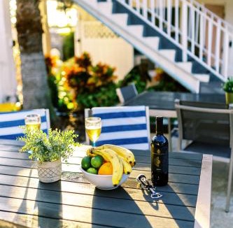 Deerfield Beach Apartment | Beachside Gardens Apartments By Lowkl