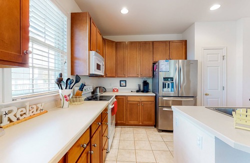 Ocean View House | Bear Trap Dunes townhouse w/balcony, free WiFi, gym, and private gas grill
