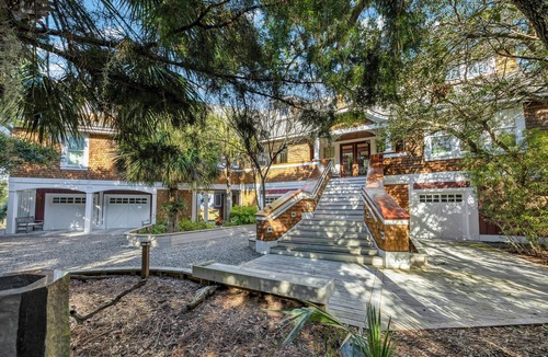 Bald Head Island House | Beauitful marsh front, six bedroom home with infinity pool with hot tub.
