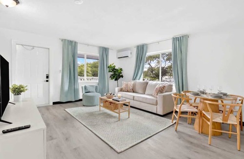 Poinciana Park Apartment | Beautiful 2BR Near Beach, Airport & Las Olas