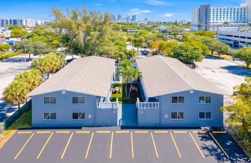 Poinciana Park Apartment | Beautiful 2BR Near Beach, Airport & Las Olas