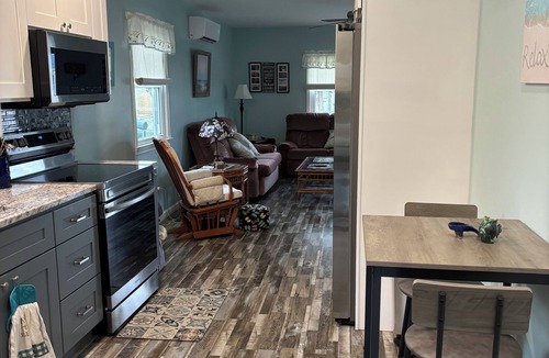 Villas House | Beautiful 3 bedroom house in Villas NJ- dishwasher, washer/dryer, and ac.