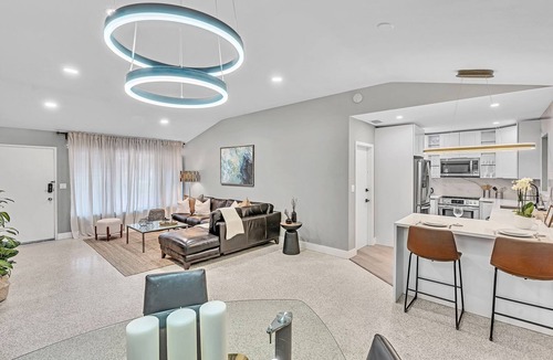 El Portal House | Beautiful 3 Bedroom 2 Bathroom Home in Quiet Miami Neighborhood Near Everything