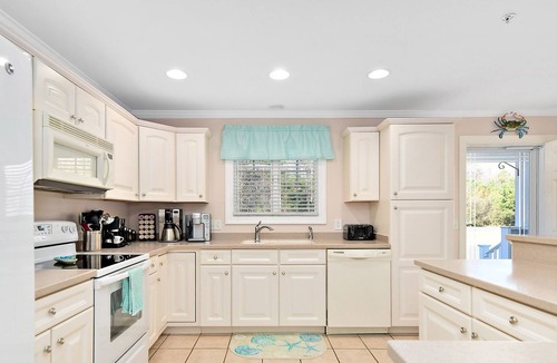 West Ocean City House | Beautiful 3 BR Townhouse In West Ocean City With 2 Pools, Tennis Court & More