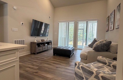 Frankford Villa | Beautiful 4-bedroom villa with AC in superb Frankford location