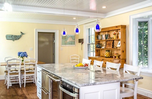 Edgartown House | Beautiful antique home in downtown Edgartown.