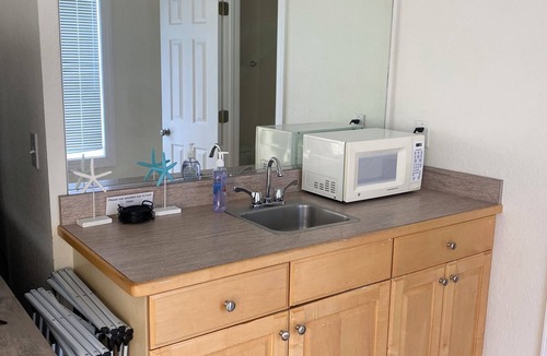 Kill Devil Hills House | Beautiful Beach Home with Private Pool & Hot Tub Near Beach Access