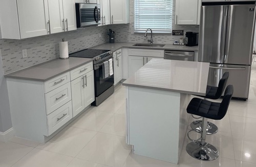 North Andrews Gardens House | Beautiful, charming home just mins from the beach