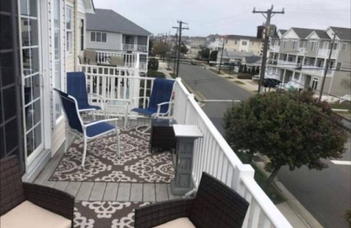 North Wildwood Condo | Beautiful Condo-a Short Distance to Beach/Boardwalk (East 17th Street)