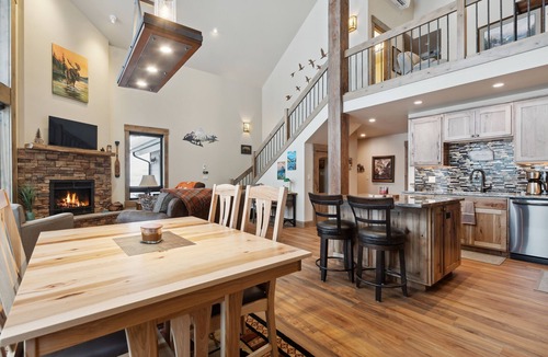 Kalispell Ski Chalet | Beautiful, custom-built chalet central to all major attractions in the valley!