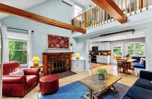 Eastham House | Beautiful Eastham home featuring lush gardens with heated in ground pool
