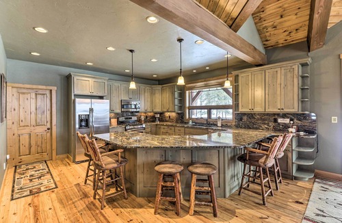Eureka Cabin | Beautiful Eureka Cabin Rental on Golf Resort!