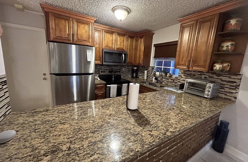 North Lauderdale House | Beautiful Family home
