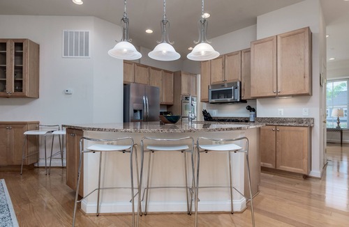 Long Neck House | BEAUTIFUL HOME IN THE PENINSULA! 33500 Marina Bay