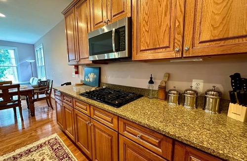 Long Neck House | Beautiful Home on Third Fairway in Peninsula Community - CLEAN LINENS OPTIONAL