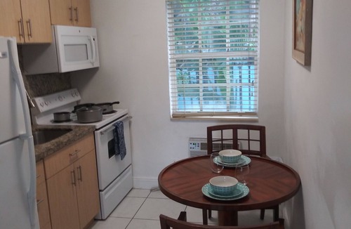 Deerfield Beach Hotel | Beautiful King Bed Studio facing the Ocean in beautiful Deerfield Beach.