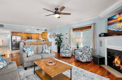 Ocean City Condo | 🏖️ Beautiful, Large bayfront unit Great Bay views, Fishing Pier Short walk to beach 🏖️