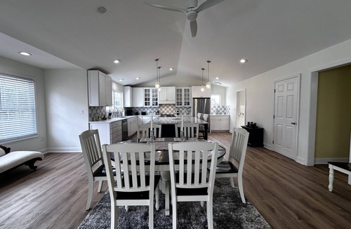 Harbeson House | Beautiful modern home away from home - 15 minutes from beaches and shopping
