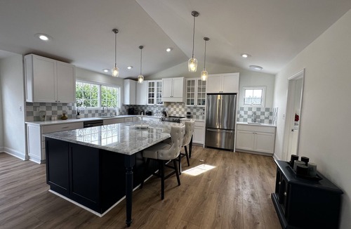 Harbeson House | Beautiful modern home away from home - 15 minutes from beaches and shopping