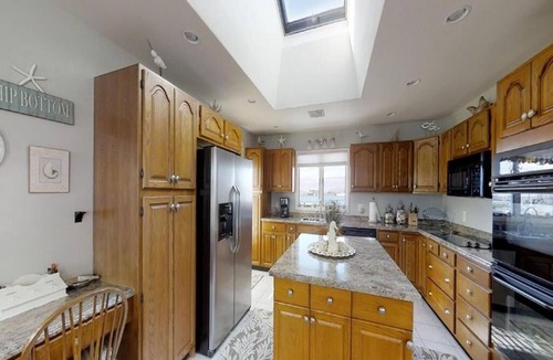 Ship Bottom House | Beautiful ocean block reverse living home with ocean views 148119