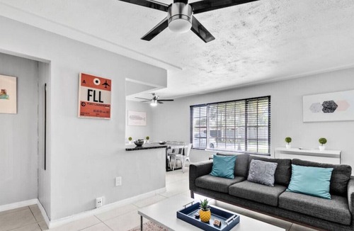 Boulevard Heights House | Beautiful Pool House /Close to Hard Rock Hotel