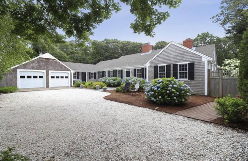Harwich Port House | Beautiful Private Home with Pool 6 BR 3.5 BA Sleeps 16