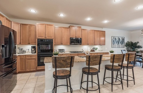 Long Neck House | Beautiful & Relaxing Vacation Home with all amenities