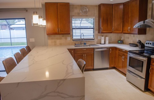 Central Corals House | Beautiful Renovated Home in Oakland Park Heated Pool