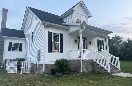 West Point House | Beautiful River Home with fun amenities! Pet friendly!