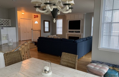 South End Condo | Beautiful Southend 1st Floor condo 1 block from the beach