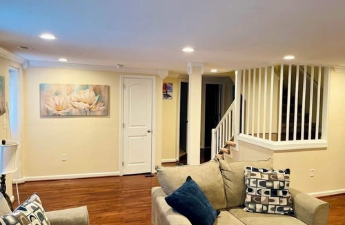 Norfolk House | Beautiful, spacious home in welcoming Norfolk.