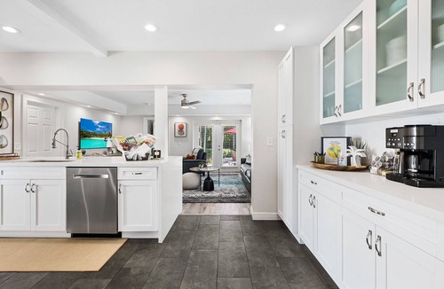 Victoria Park House | Beautiful Tropical Retreat Near Fort Lauderdale Beach, Las Olas & Top Attractions