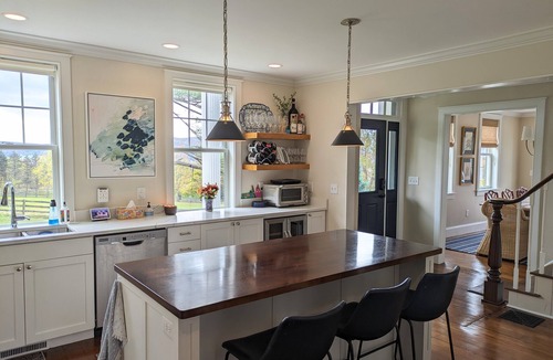 Caroline House | Beautiful Valley View 10 min from Cornell