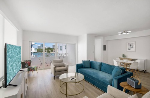 Bay Harbor Islands Apartment | Beautiful Waterfront Miami 1BR with Balcony