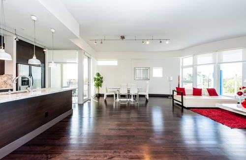 Northeast Miami Apartment | Because you want the best.2 bed/2 bath.Boutique.Sleeps 6