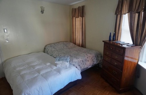 Mission Hill House | Bedrooms Close to Downtown Boston