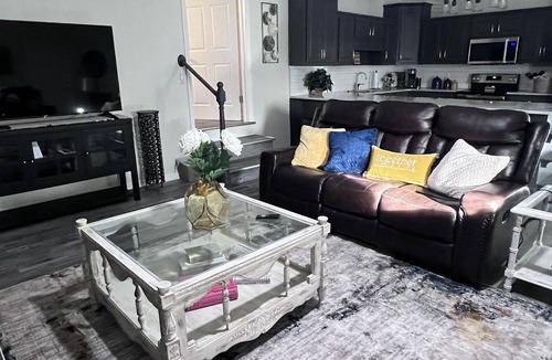 Danville House | Bella’s Haven