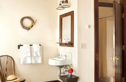 West Glacier Hotel | Belton Chalet