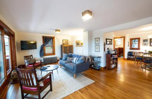 Lee House | Berkshire Vacation Rentals: Centrally Located Historical Home