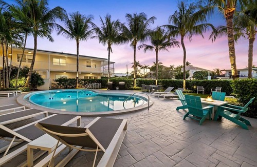 Lauderdale-by-the-Sea Apartment | Bermuda Isles Villas - King #26
