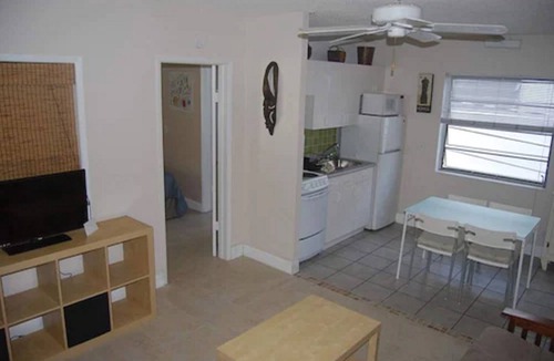 Lauderdale-by-the-Sea Hotel | Best Florida Resort