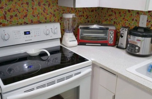 Parkside Apartment | Best location in the famous downtown Hollywood, Florida