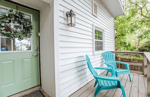 Belmont House | Best of Downtown and Belmont in cozy unique 2BD! Walk everywhere!