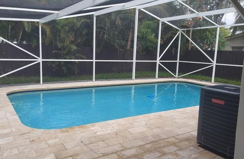 South Corals House | Best of Oakland Park, with heated enclosed pool